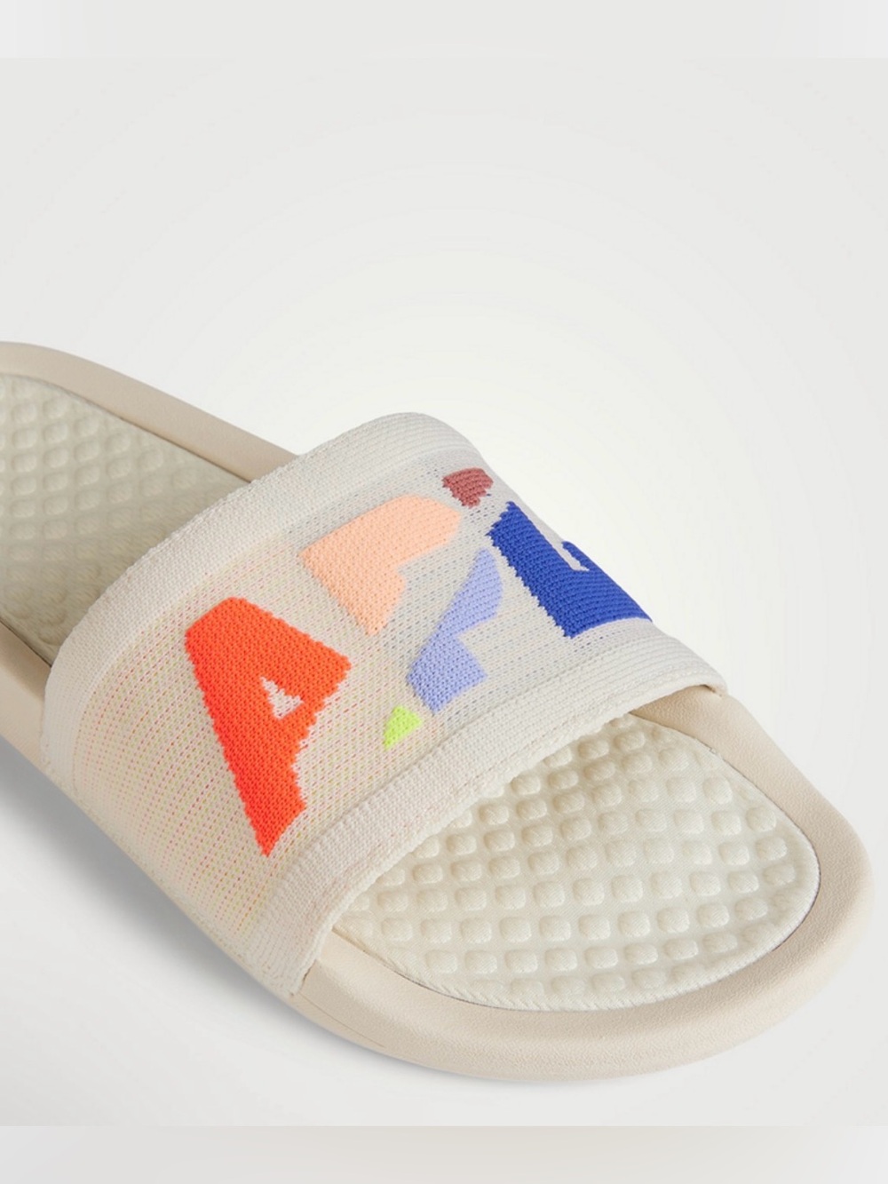APL TECHLOOM BIG LOGO SLIDES/SLIPPERS SIZE 6